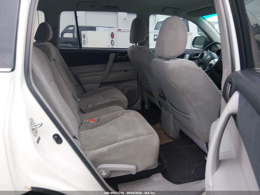 2013 Toyota Highlander VIN 5TDZK3EHXDS089855 IAAI salvage auction — HAIL, Clear (Oklahoma), sold $3,400 on 2026-07-20 (photo 8)