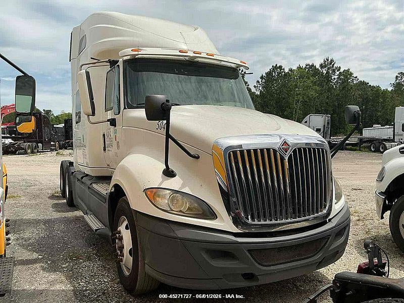 2016 International Prostar VIN 3HSDJSNR5GN223287 — IAAI salvage auction photo