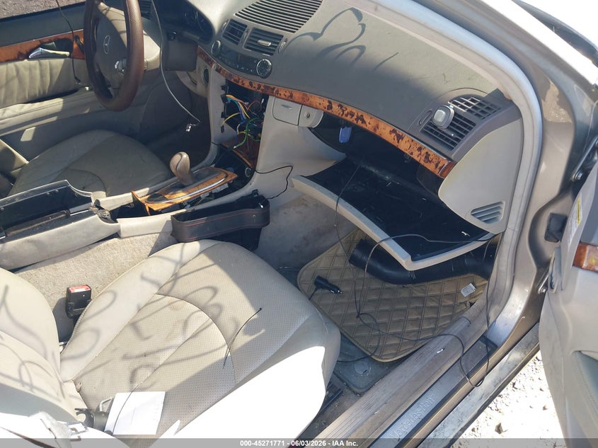 2004 Mercedes-benz E-class VIN WDBUH83J04X156449 IAAI salvage auction — FRONT & REAR, Bill Of Sale (New York), sold $475 on 2026-07-07 (photo 5)