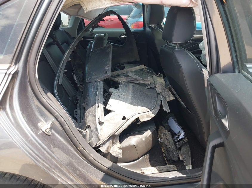 2023 Volkswagen Jetta VIN 3VWGM7BU1PM055878 IAAI salvage auction — FRONT & REAR, Salvage Title, sold $775 on 2026-07-27 (photo 8)