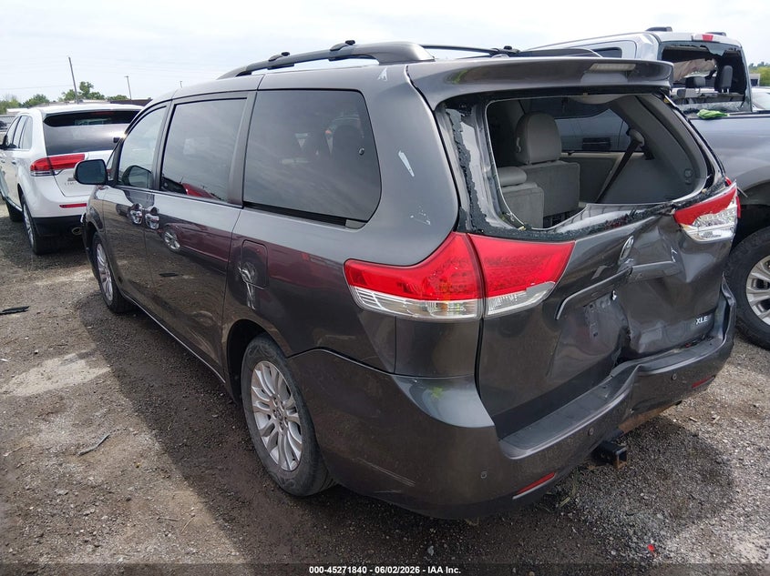 2012 Toyota Sienna VIN 5TDYK3DC6CS178953 IAAI salvage auction — FRONT END, Clear (Oklahoma), sold $1,500 on 2026-07-21 (photo 3)