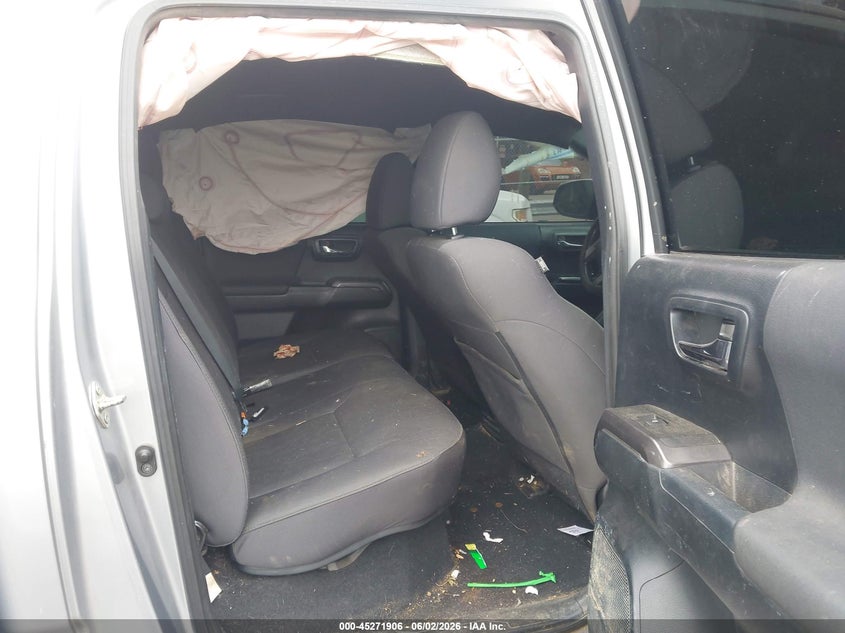 2017 Toyota Tacoma VIN 5TFCZ5AN3HX077605 IAAI salvage auction — FRONT END, Salvage (North Carolina), sold $8,300 on 2026-07-31 (photo 8)