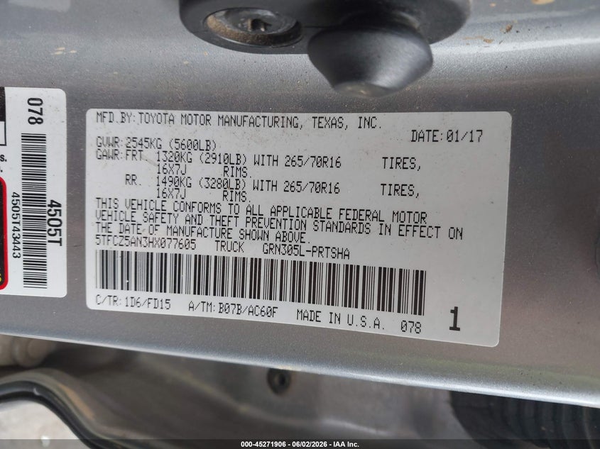 2017 Toyota Tacoma VIN 5TFCZ5AN3HX077605 IAAI salvage auction — FRONT END, Salvage (North Carolina), sold $8,300 on 2026-07-31 (photo 9)
