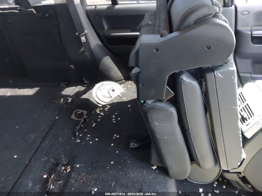 2010 Land rover RANGE ROVER VIN SALMF1E45AA308092 IAAI salvage auction — NORMAL WEAR, Clear (New Mexico), sold $275 on 2026-07-13 (photo 8)