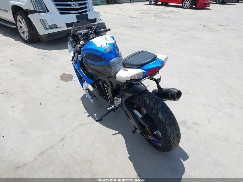 2009 Suzuki Gsx-r750 VIN JS1GR7LAX92102399 IAAI salvage auction — FRONT END, Salvage (Texas), sold $1,750 on 2026-07-07 (photo 3)