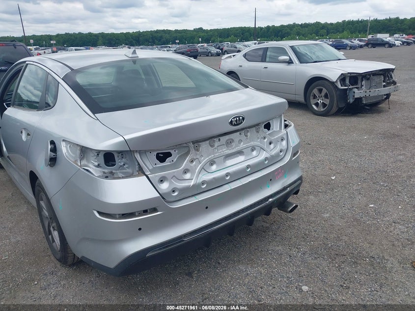 2020 Kia Optima VIN 5XXGT4L31LG416533 IAAI salvage auction — THEFT, Salvage - Greater Than 75% (Maryland), sold $825 on 2026-07-30 (photo 6)