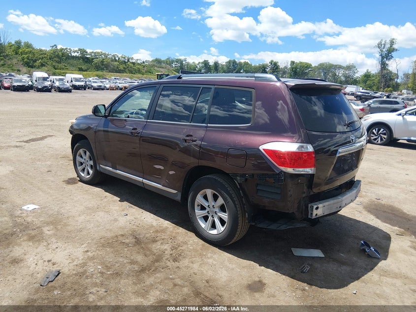2013 Toyota Highlander VIN 5TDBK3EH4DS211174 IAAI salvage auction — FRONT END, Salvage Title, sold $4,150 on 2026-07-09 (photo 3)