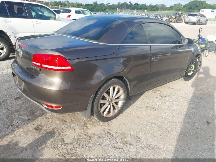 2012 Volkswagen Eos VIN WVWBW7AH8CV020072 IAAI salvage auction — FRONT END, Salvage Title, sold $425 on 2026-07-09 (photo 4)