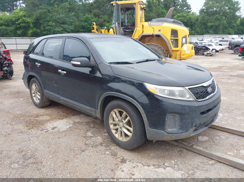 2014 Kia Sorento VIN 5XYKT3A61EG428651 IAAI salvage auction — REAR END, Salvage Title, sold $425 on 2026-07-16 (photo 1)