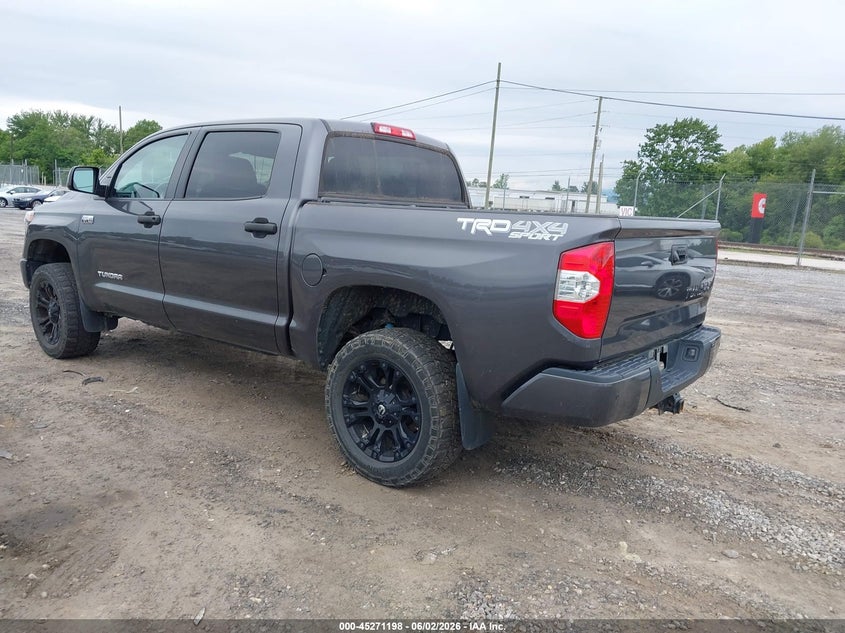 2018 Toyota Tundra VIN 5TFDW5F16JX758866 IAAI salvage auction — RIGHT FRONT, Salvage (Idaho), sold $14,150 on 2026-07-31 (photo 3)