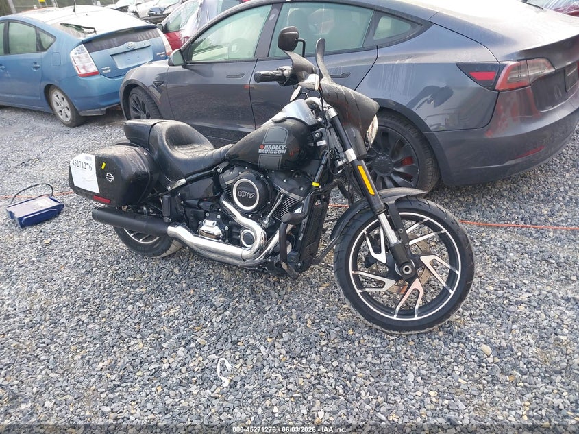 2021 Harley-davidson Sport glide VIN 1HD1YMJ16MB063608 IAAI salvage auction — LEFT SIDE, Salvage Title, sold $5,100 on 2026-07-07 (photo 1)