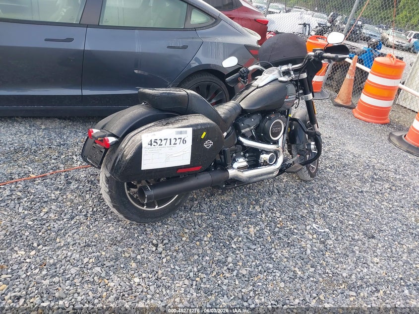 2021 Harley-davidson Sport glide VIN 1HD1YMJ16MB063608 IAAI salvage auction — LEFT SIDE, Salvage Title, sold $5,100 on 2026-07-07 (photo 4)