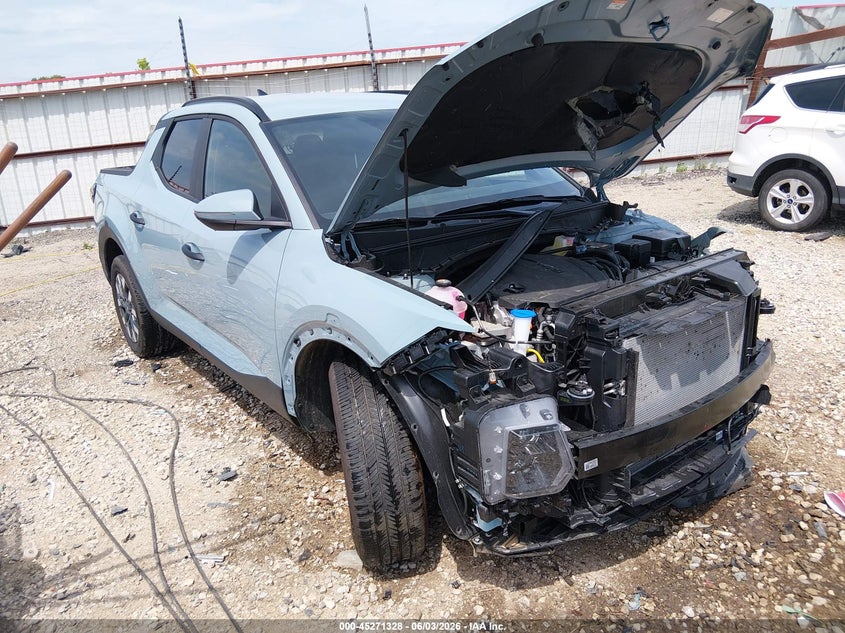 2026 Hyundai Santa cruz VIN 5NTJBDDE0TH165857 IAAI salvage auction — LEFT FRONT, Salvage Title, sold $7,675 on 2026-07-16 (photo 1)