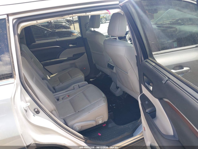 2016 Toyota Highlander VIN 5TDDKRFH7GS346194 IAAI salvage auction — FRONT END, Salvage Title, sold $3,950 on 2026-07-23 (photo 8)