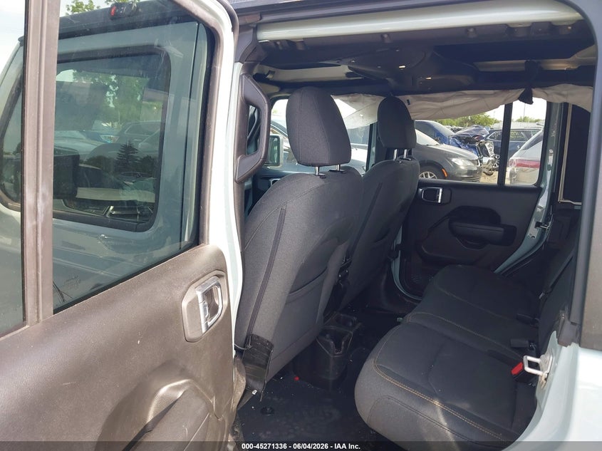 2024 Jeep Wrangler / VIN 1C4PJXDN5RW177308 IAAI salvage auction — RIGHT SIDE, Salvage Title, sold $13,200 on 2026-07-30 (photo 8)