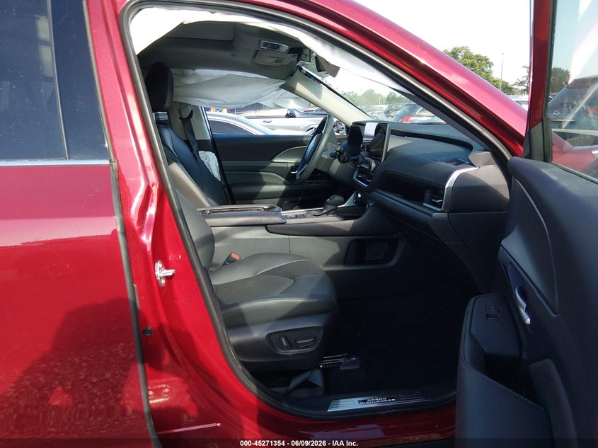 2026 Toyota Highlander VIN 5TDAAAB58TS105015 IAAI salvage auction — LEFT SIDE, Salvage (Louisiana), sold $16,300 on 2026-07-22 (photo 5)