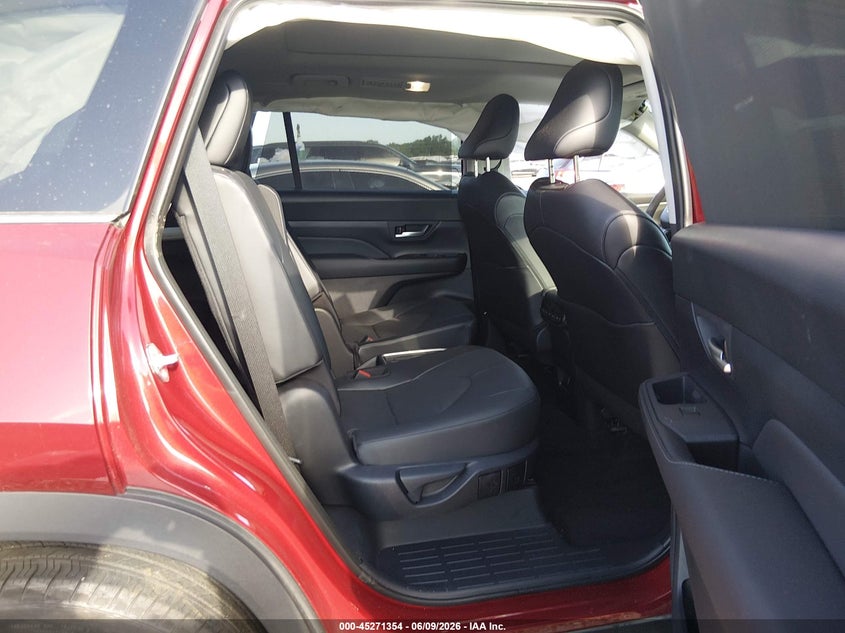 2026 Toyota Highlander VIN 5TDAAAB58TS105015 IAAI salvage auction — LEFT SIDE, Salvage (Louisiana), sold $16,300 on 2026-07-22 (photo 8)