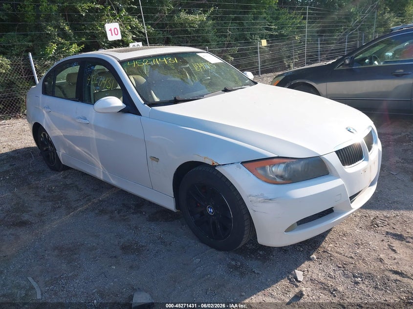 2006 BMW 3 series VIN WBAVB135X6PT04656 IAAI salvage auction — RIGHT FRONT, Rebuilt (Indiana), sold $400 on 2026-07-08 (photo 1)