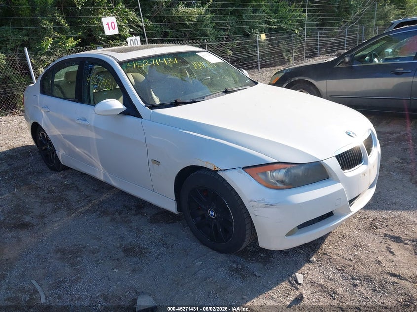 2006 BMW 3 series VIN WBAVB135X6PT04656 IAAI salvage auction — RIGHT FRONT, Rebuilt (Indiana), sold $400 on 2026-07-08 (photo 6)