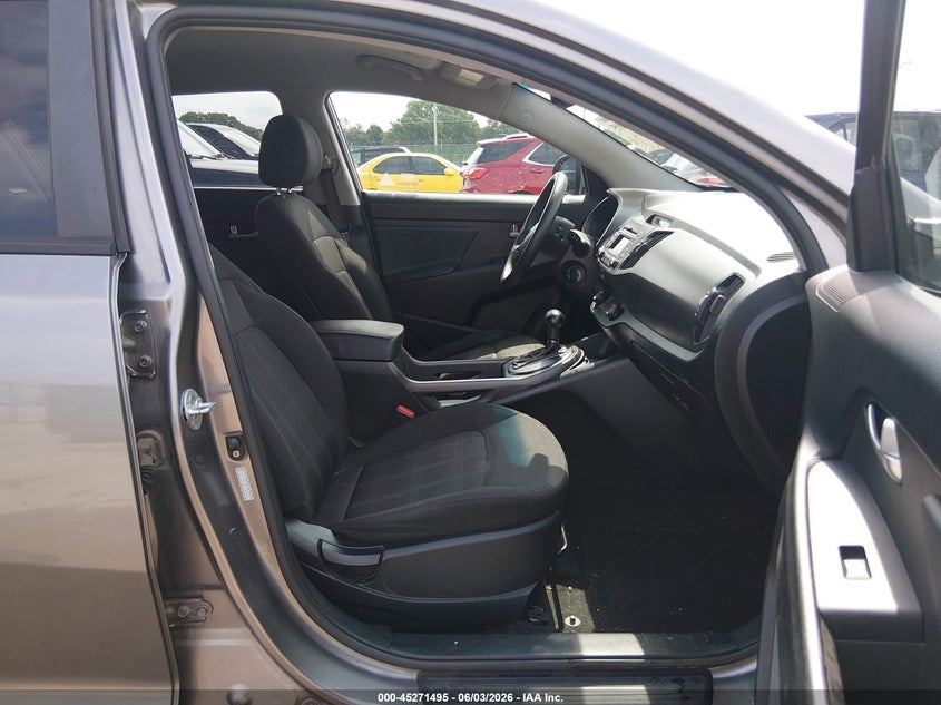 2013 Kia Sportage VIN KNDPBCA26D7364253 IAAI salvage auction — HAIL, Salvage Title, sold $1,800 on 2026-07-11 (photo 5)