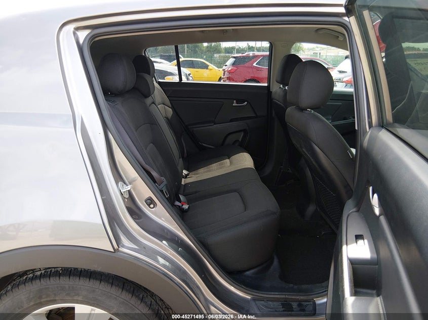 2013 Kia Sportage VIN KNDPBCA26D7364253 IAAI salvage auction — HAIL, Salvage Title, sold $1,800 on 2026-07-11 (photo 8)