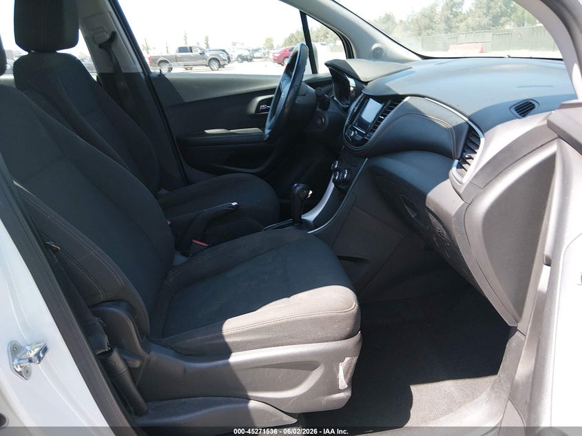 2021 Chevrolet Trax VIN KL7CJNSM2MB368209 IAAI salvage auction — FRONT END, Salvage Title, sold $1,600 on 2026-07-20 (photo 5)