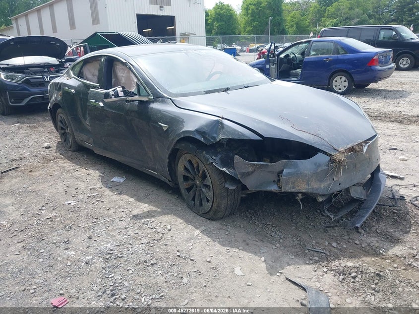 2019 Tesla Model s VIN 5YJSA1E26KF308915 IAAI salvage auction — RIGHT SIDE, Salvage Title, sold $4,500 on 2026-07-14 (photo 1)