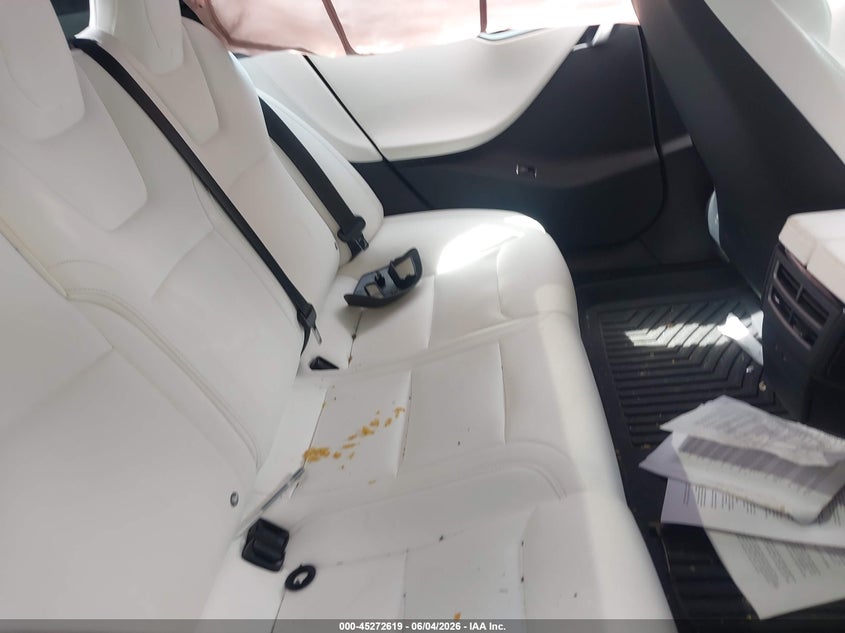 2019 Tesla Model s VIN 5YJSA1E26KF308915 IAAI salvage auction — RIGHT SIDE, Salvage Title, sold $4,500 on 2026-07-14 (photo 8)