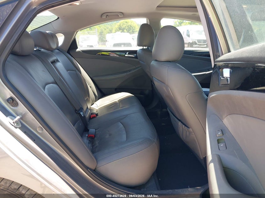 2013 Hyundai Sonata VIN 5NPEC4AC5DH610790 IAAI salvage auction — FRONT & REAR, Salvage Title, sold $800 on 2026-07-08 (photo 8)