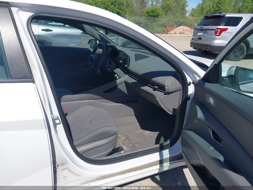 2025 Hyundai Elantra VIN KMHLL4DG7SU958062 IAAI salvage auction — REAR END, Salvage Title, sold $6,800 on 2026-07-23 (photo 5)