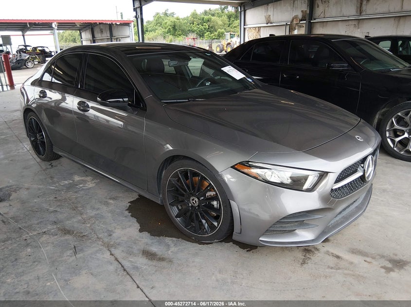 2022 Mercedes-benz A-klasse VIN W1K3G4EB0NJ365800 IAAI salvage auction — UNDERCARRIAGE, Original (Texas), sold $7,500 on 2026-07-28 (photo 1)
