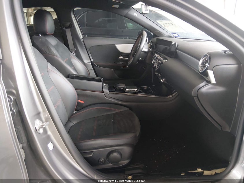 2022 Mercedes-benz A-klasse VIN W1K3G4EB0NJ365800 IAAI salvage auction — UNDERCARRIAGE, Original (Texas), sold $7,500 on 2026-07-28 (photo 5)