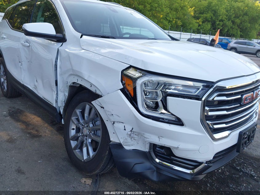 2024 Gmc Terrain VIN 3GKALVEG8RL230145 IAAI salvage auction — RIGHT FRONT, Salvage Title, sold $9,100 on 2026-07-30 (photo 6)