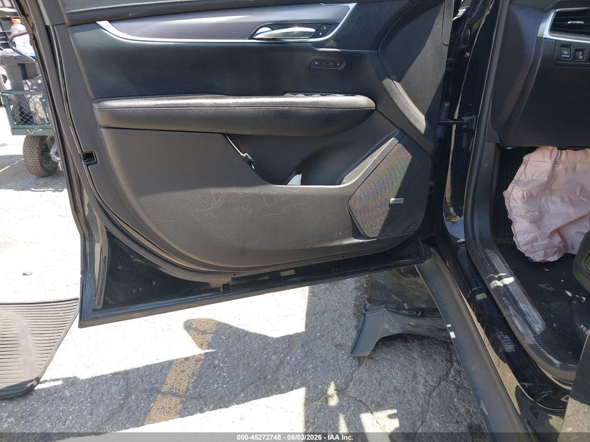 2017 Cadillac Xt5 VIN 1GYKNERS5HZ271004 IAAI salvage auction — FRONT END, Salvage Title, sold $2,500 on 2026-07-20 (photo 9)