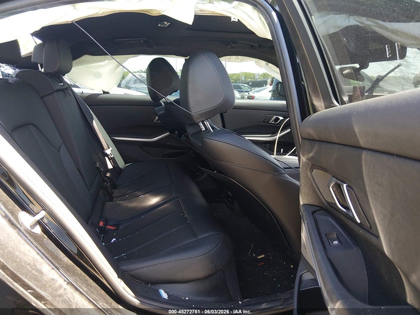 2024 BMW 3er VIN 3MW49FF02R8D95283 IAAI salvage auction — FRONT & REAR, Salvage Title, sold $7,800 on 2026-07-27 (photo 8)