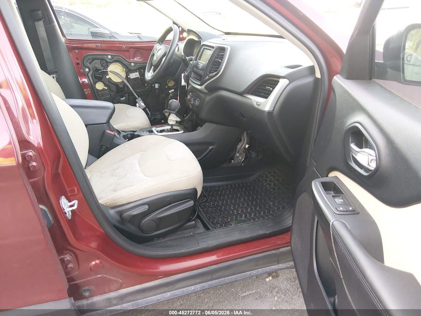 2016 Jeep Cherokee VIN 1C4PJMAB7GW110022 IAAI salvage auction — FRONT END, Salvage Title, sold $1,900 on 2026-09-05 (photo 5)