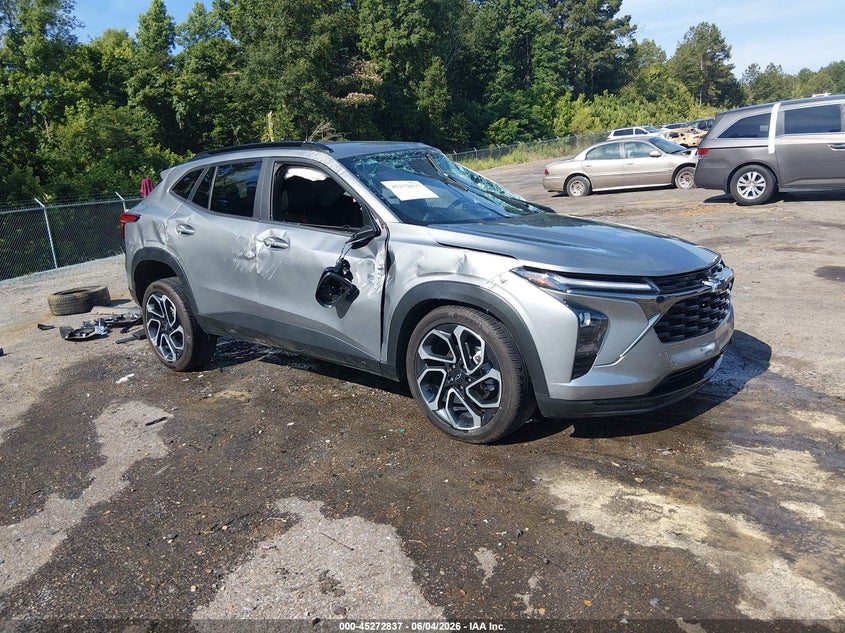 2025 Chevrolet Trax VIN KL77LJEP1SC163658 IAAI salvage auction — ROLLOVER, Salvage Title, sold $2,450 on 2026-08-01 (photo 1)