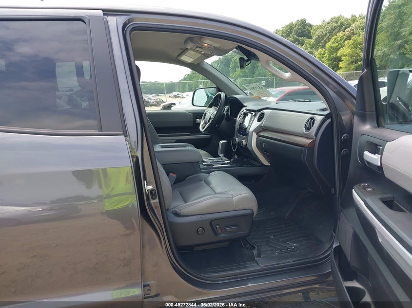 2021 Toyota Tundra VIN 5TFBY5F11MX994802 IAAI salvage auction — RIGHT SIDE, Salvage Title, sold $18,050 on 2026-07-09 (photo 5)