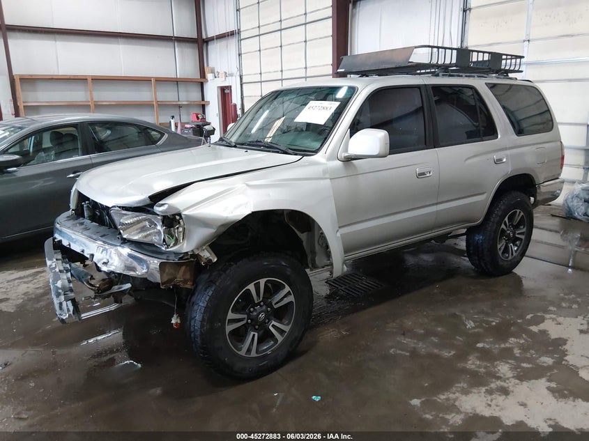 2000 Toyota 4runner VIN JT3HN86R0Y0303501 IAAI salvage auction — FRONT END, Salvage (Idaho), sold $925 on 2026-07-08 (photo 2)