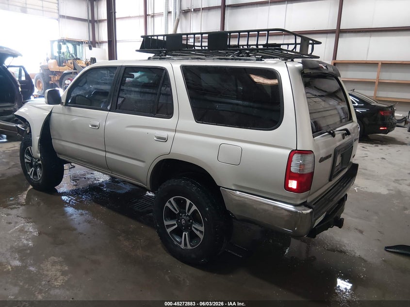 2000 Toyota 4runner VIN JT3HN86R0Y0303501 IAAI salvage auction — FRONT END, Salvage (Idaho), sold $925 on 2026-07-08 (photo 3)