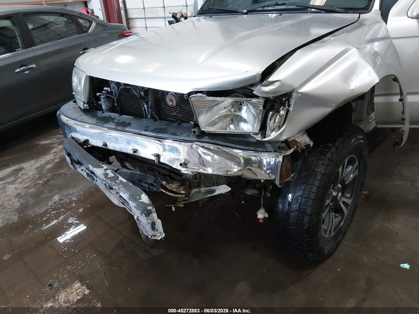 2000 Toyota 4runner VIN JT3HN86R0Y0303501 IAAI salvage auction — FRONT END, Salvage (Idaho), sold $925 on 2026-07-08 (photo 6)