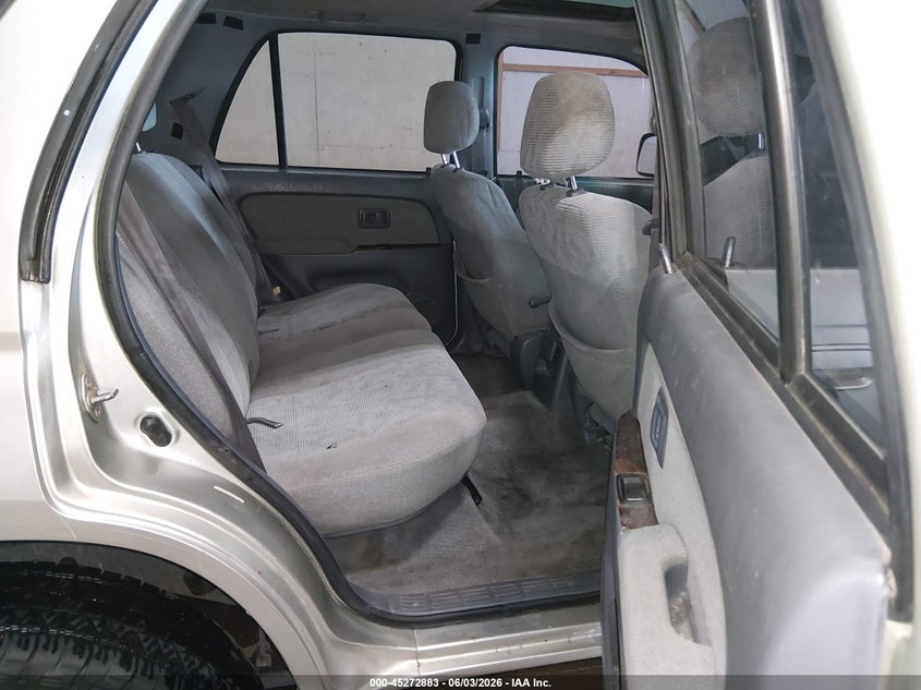 2000 Toyota 4runner VIN JT3HN86R0Y0303501 IAAI salvage auction — FRONT END, Salvage (Idaho), sold $925 on 2026-07-08 (photo 8)