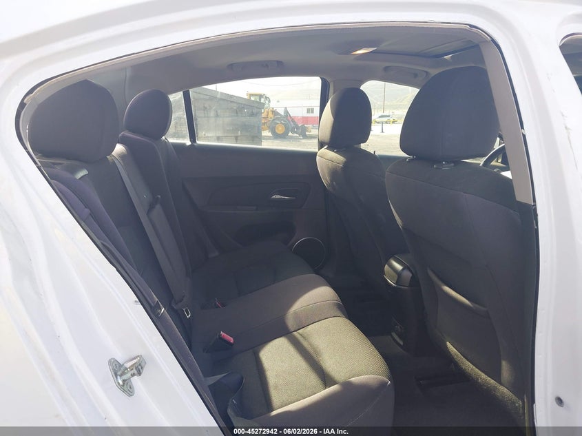 2012 Chevrolet Cruze VIN 1G1PF5SC4C7318290 IAAI salvage auction — RIGHT SIDE, Salvage (California), sold $425 on 2026-07-22 (photo 8)