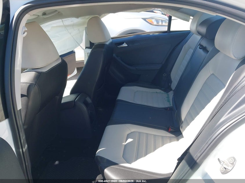 2016 Volkswagen Jetta VIN 3VW167AJ0GM295124 IAAI salvage auction — REAR END, Salvage Title, sold $1,350 on 2026-08-25 (photo 8)