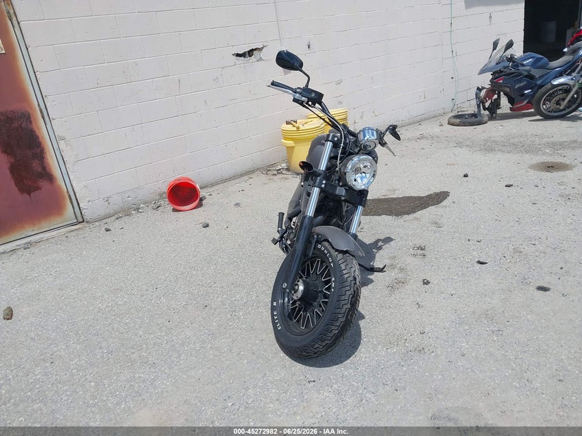 2015 Victory Gunner VIN 5VPLB36N2F3044859 IAAI salvage auction — SIDE, Clear (Massachusetts), sold $975 on 2026-07-15 (photo 5)