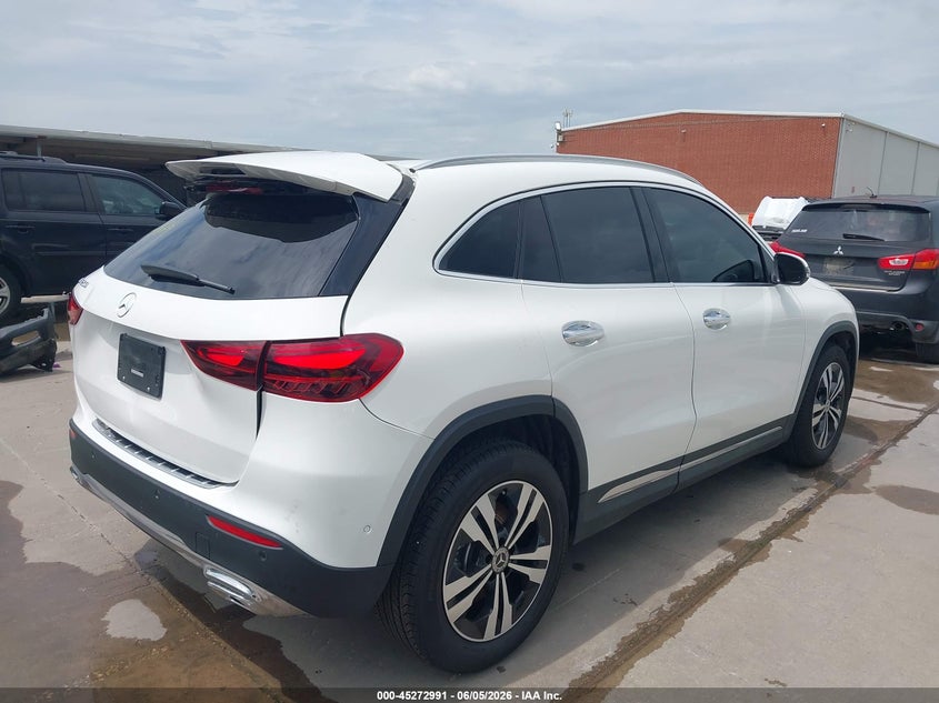 2024 Mercedes-benz Gla-klasse VIN W1N4N4GB1RJ576052 IAAI salvage auction — SIDE, Salvage Title, sold $11,025 on 2026-08-26 (photo 4)