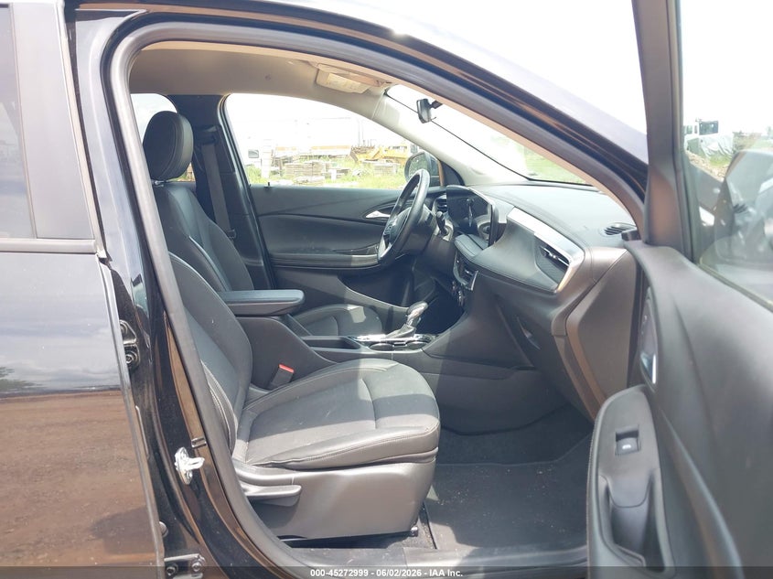 2025 Buick Encore gx VIN KL4AMCSL6SB201632 IAAI salvage auction — HAIL, Salvage Title, sold $11,000 on 2026-08-17 (photo 5)