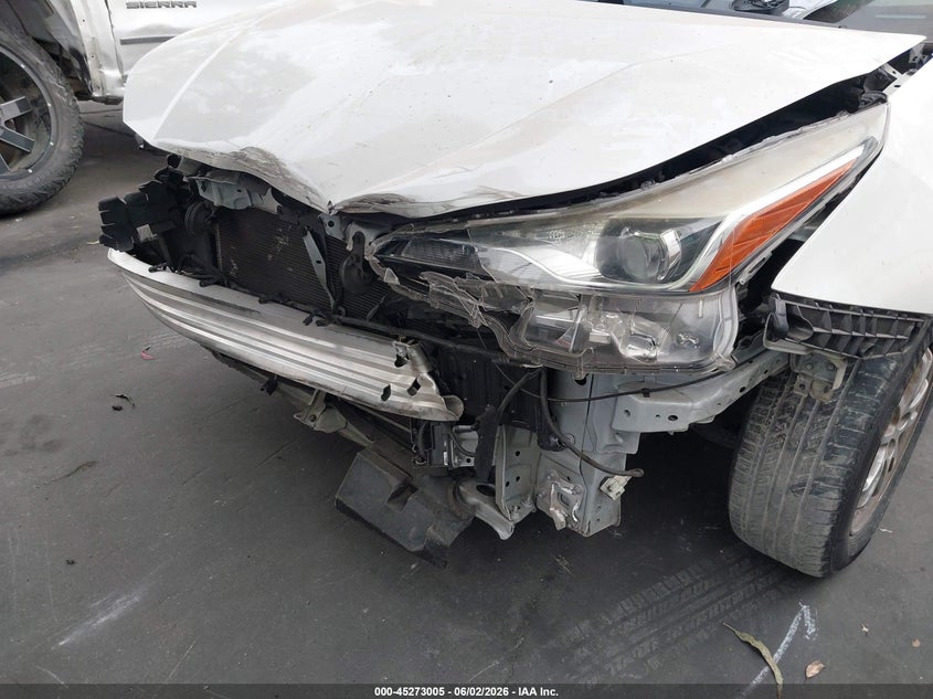 2019 Toyota Prius VIN JTDKARFU9K3076922 IAAI salvage auction — FRONT END, Salvage Title, sold $5,125 on 2026-07-22 (photo 6)