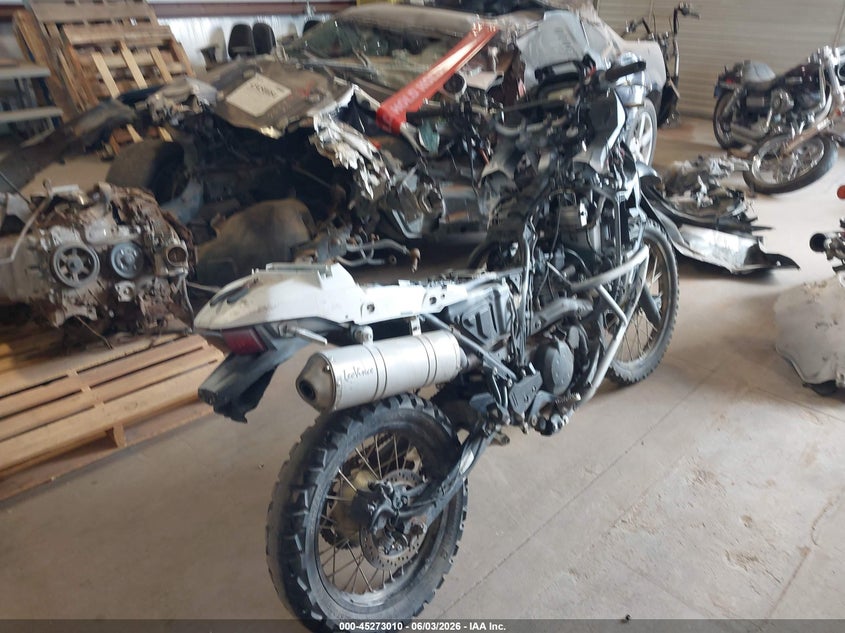 2022 Kawasaki Klr 650 VIN ML5KLEF11NDA06674 IAAI salvage auction — UNKNOWN, Salvage Title, sold $100 on 2026-07-15 (photo 4)