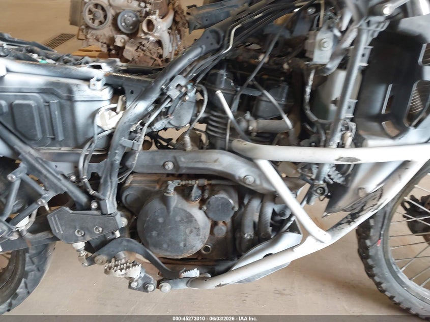 2022 Kawasaki Klr 650 VIN ML5KLEF11NDA06674 IAAI salvage auction — UNKNOWN, Salvage Title, sold $100 on 2026-07-15 (photo 8)